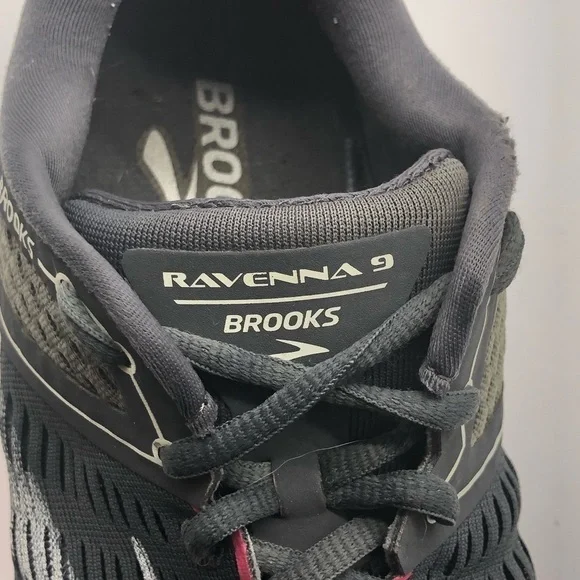Brooks Running Shoes Women's 11  Ravenna 9 Pink Gray Lace Up Athletic Sneakers - Picture 5 of 8